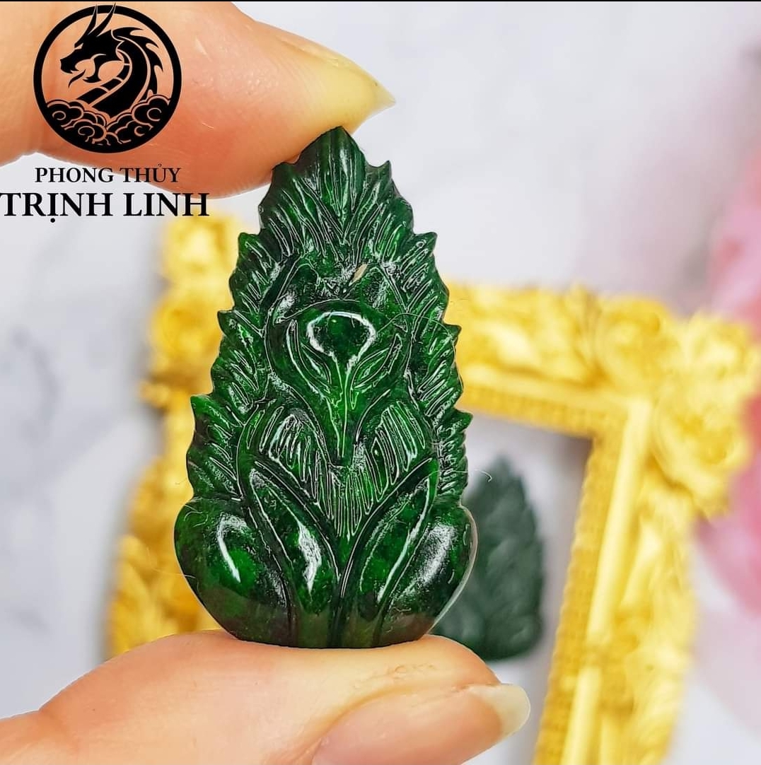 VÒNG CỔ HỒ LY TIÊN CHÚA
