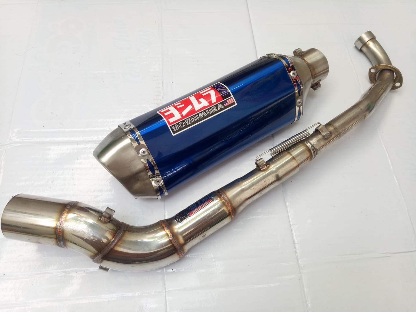 Pô yosimura full cổ 2 khúc cao lắp xe sirius.