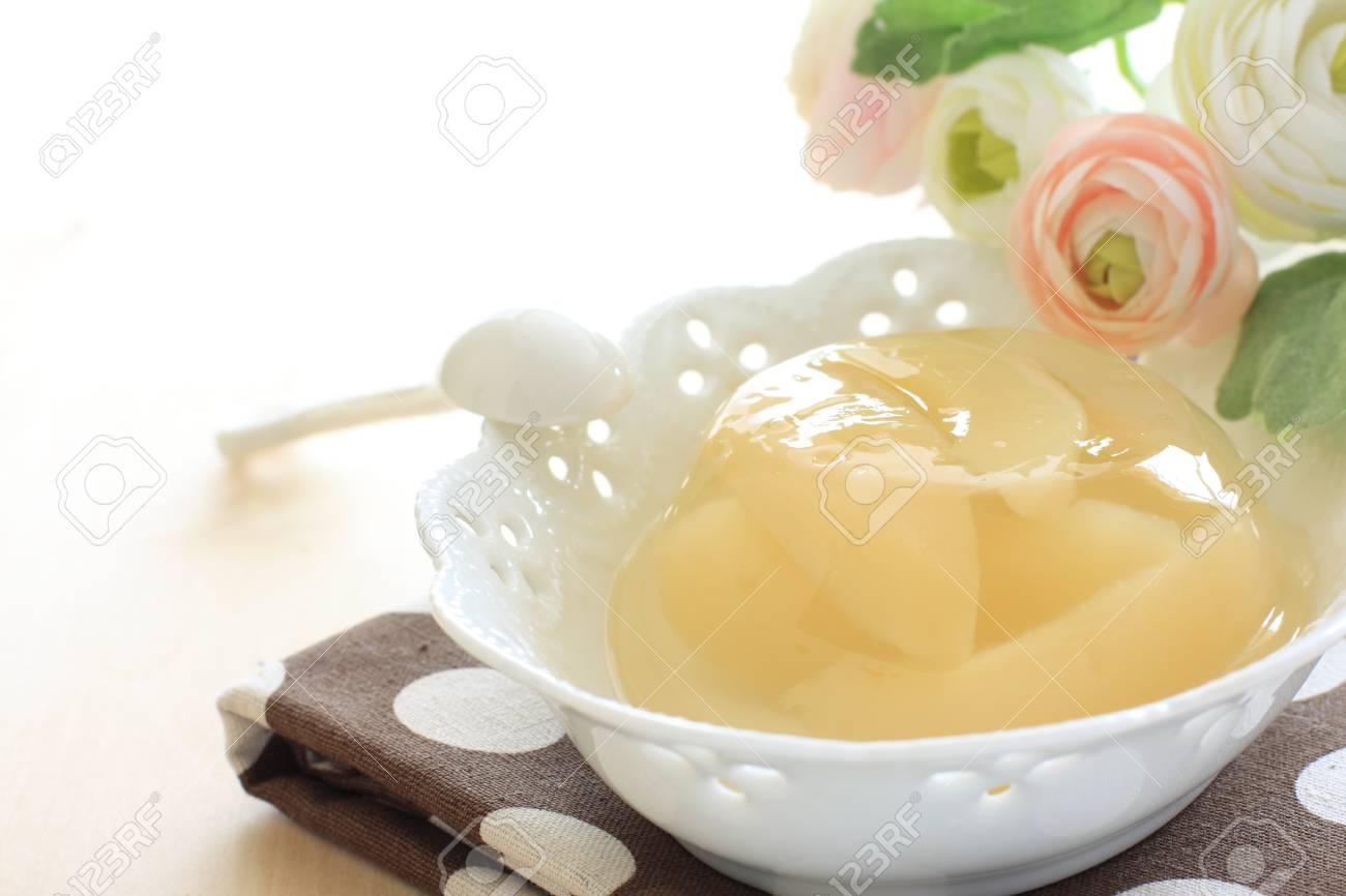 Thạch đào Jelly Tarami 160g