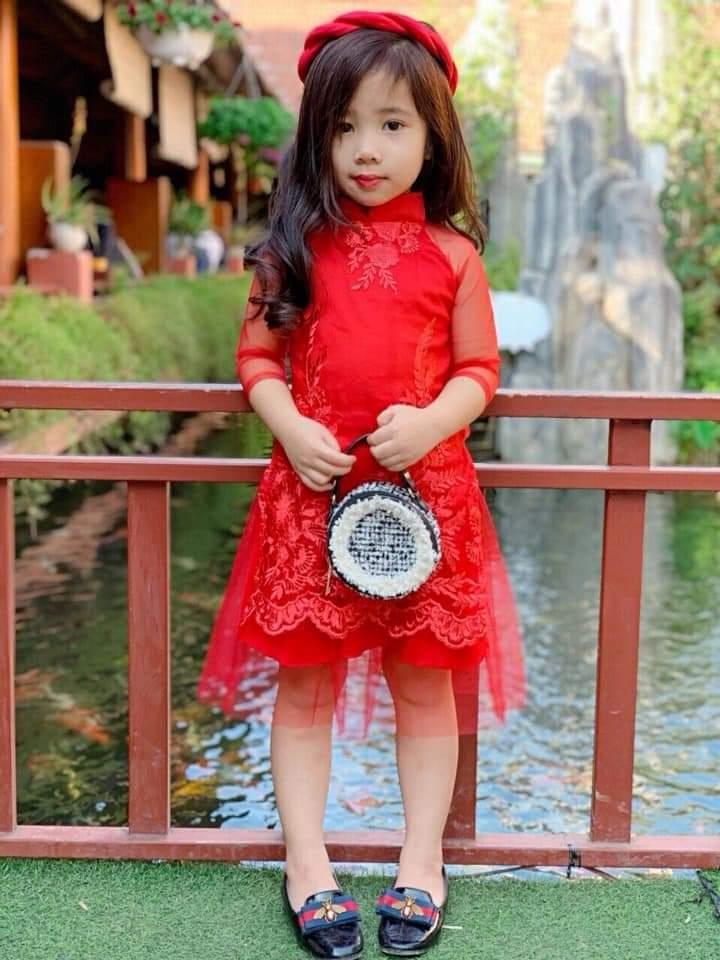 [HCM]Áo dài cách tân bé gái tay phối ren kèm chân váy tặng mấn