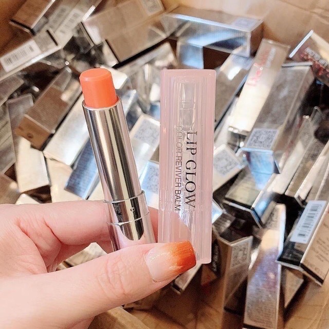 Son dưỡng môi Dior Addict lip glow 001-004(fullbox)