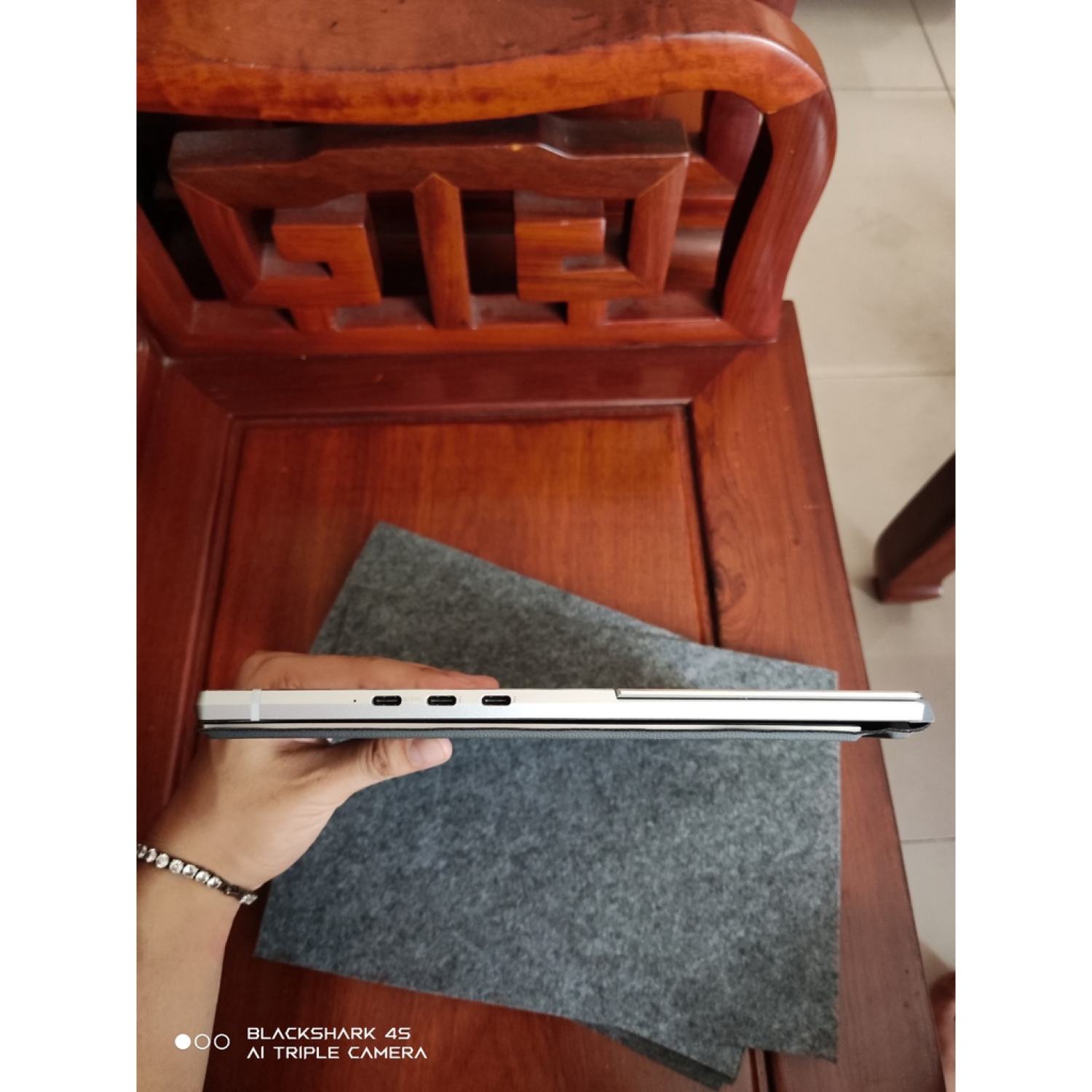 Laptop Hp elite x2 G4 Tablet 𝐢𝟕 𝟖𝟓𝟔𝟓𝐔/ 𝟏𝟔/ 𝟐𝟓𝟔/ 𝟏𝟑.𝟑" 𝐅𝐇𝐃 𝐈𝐏𝐒 𝐂𝐚̉𝐦 𝐮̛́𝐧𝐠