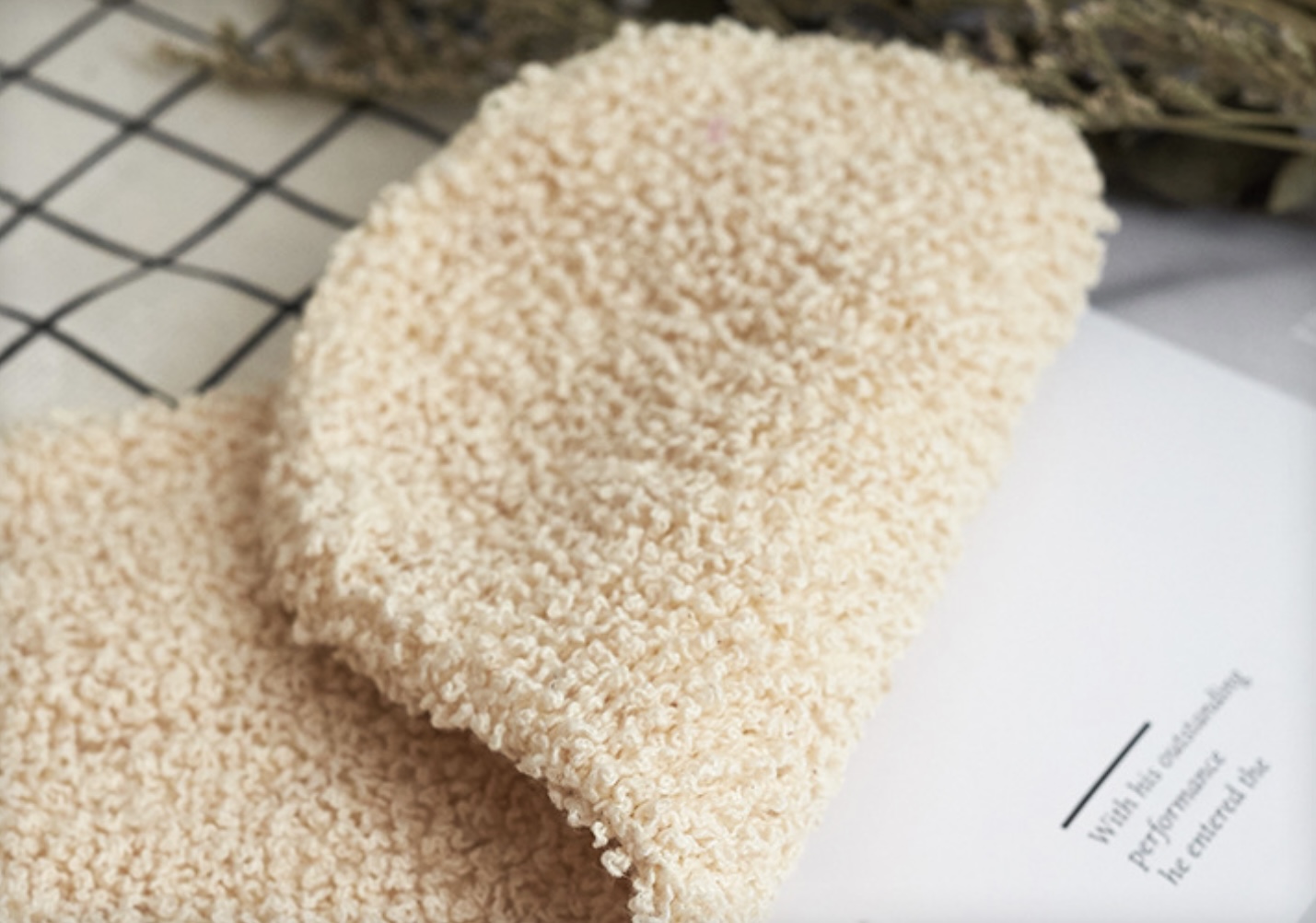 Bao Tay Tắm Sợi Lanh Tẩy Da Chết
