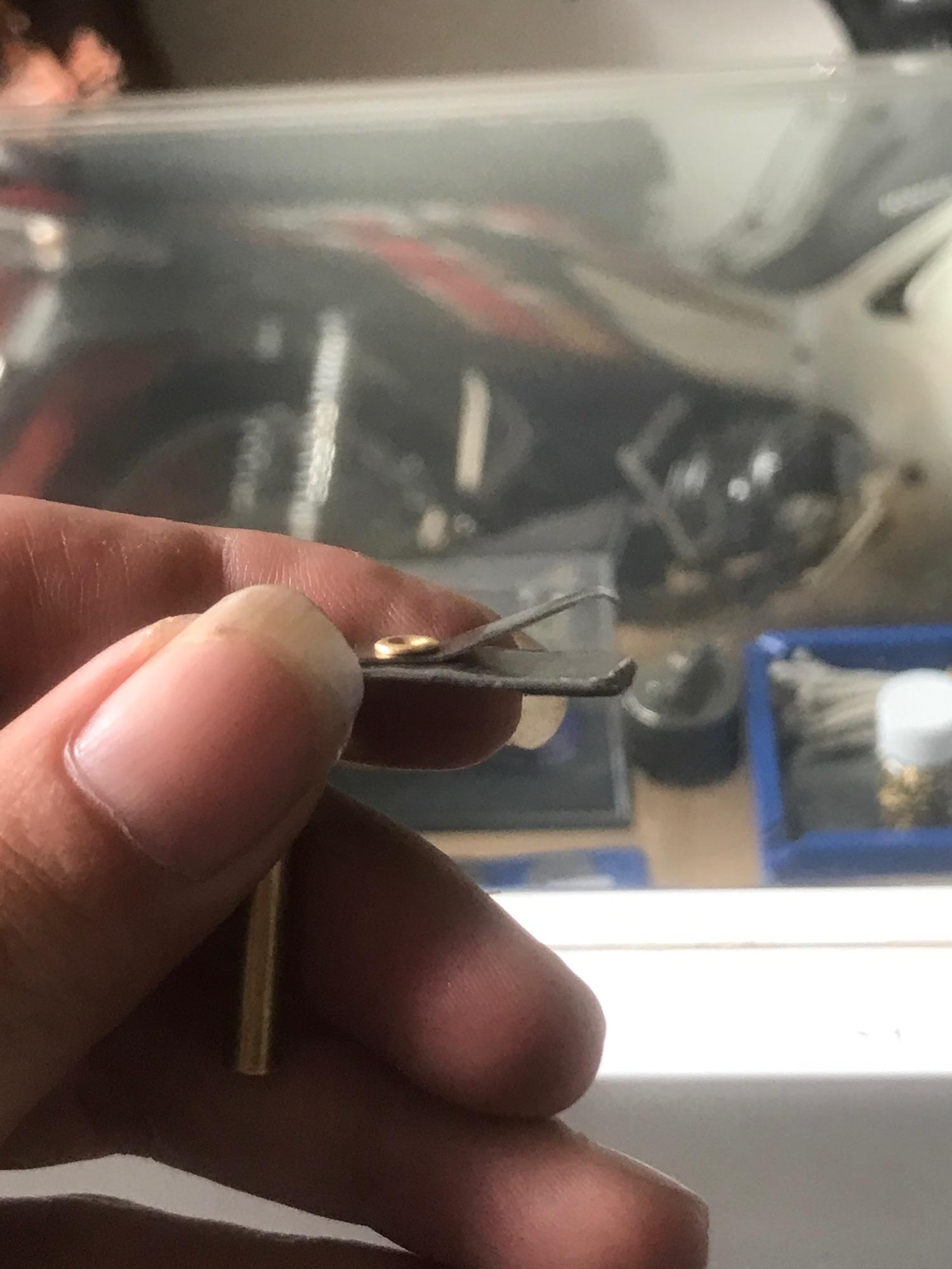 Lưỡi gà zippo