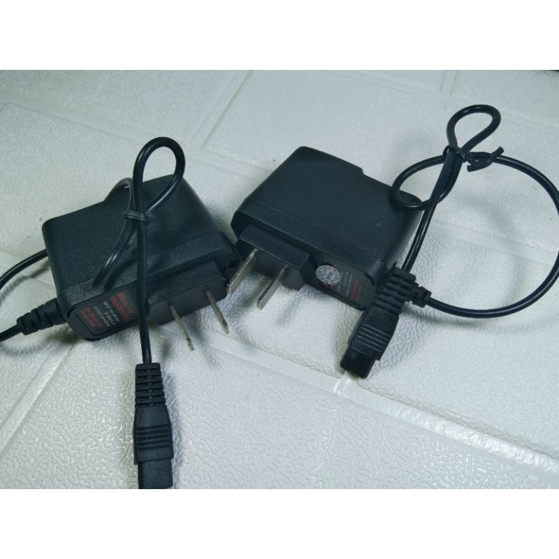 DÂY SẠC ĐÈN PIN ĐỘI ĐẦU 2 CHẤU VÀ CHUI TRÒN