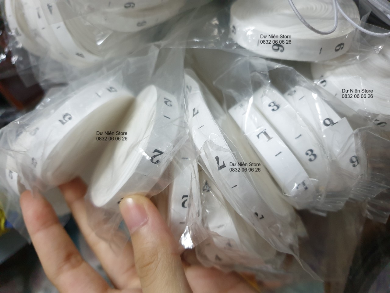 Cuộn 1000 Tem Size Số, Size Chữ In Trên Giấy Dai.