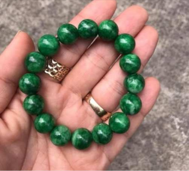 [HCM]Vòng tay cẩm thạch ngọc bích hàng đẹp (hình chụp thật 100% 9 ly )