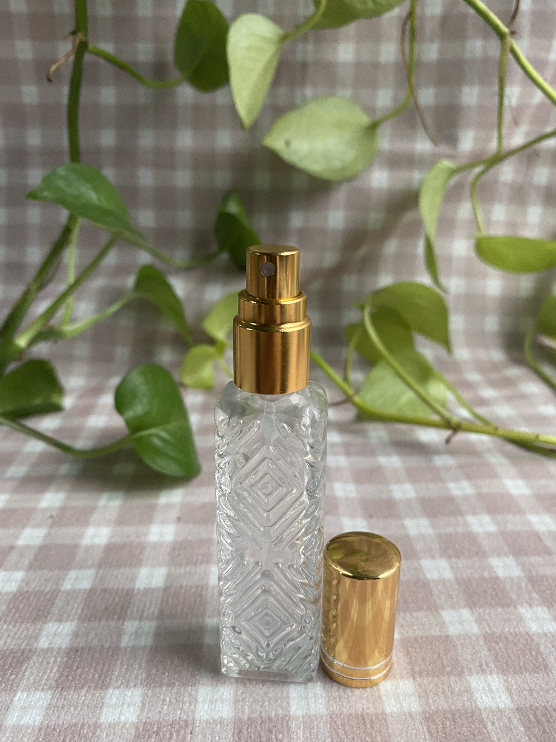 CHAI CHIẾT NƯỚC HOA HÌNH THỔ CẨM 12ML