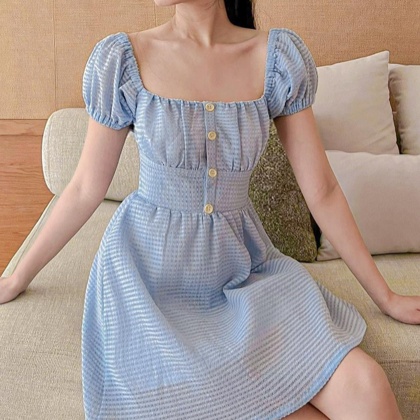 Đầm yoona - đầm cổ vuông bo chun vai nút giả