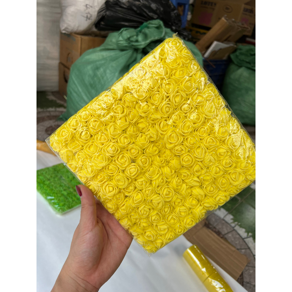Gói 144 hoa xốp nhí 2cm