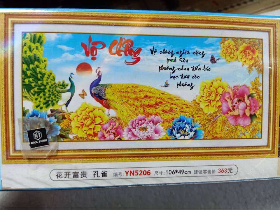 Tranh đính đá vợ chồng YN5206 kích thước 106x49cm