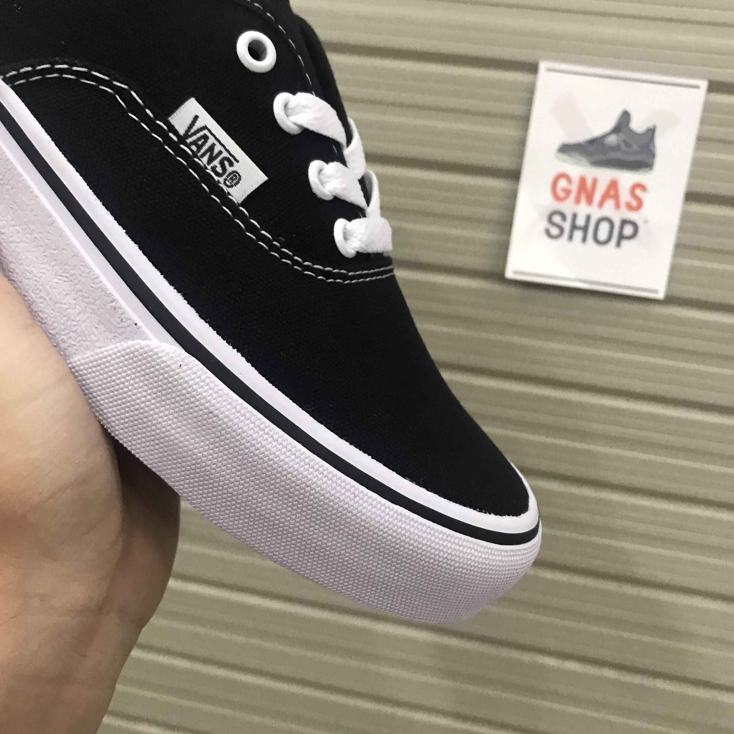 [HCM]Giày Vans Classic đen trắng chuẩn 11 - form rộng