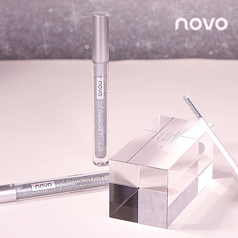 Mascara chải mi kim tuyến Novo