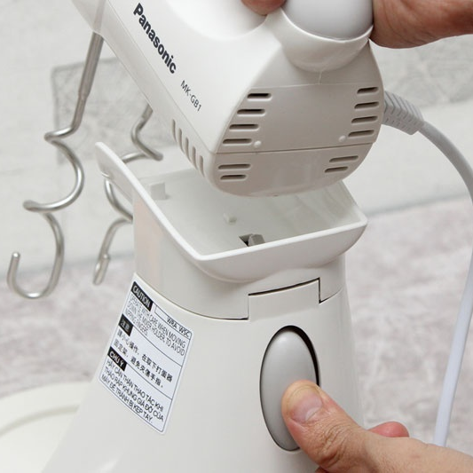 Máy đánh trứng Panasonic MK-GB3WRA
