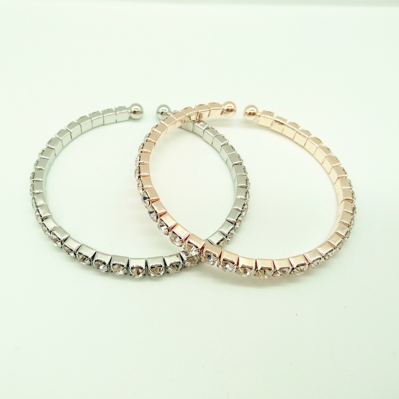 vòng tay đính cườm cao cấp