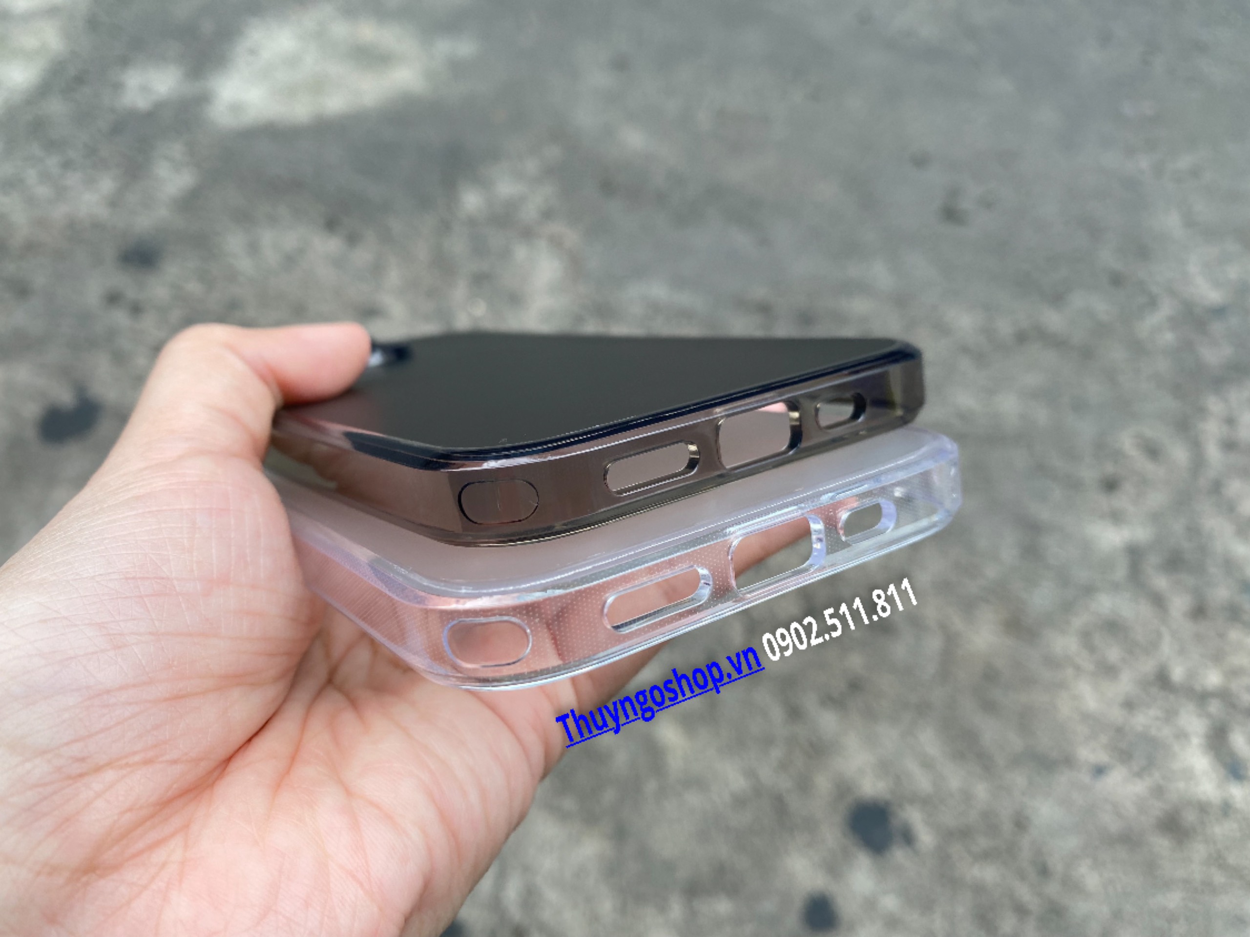 Ốp lưng mờ chống vân tay Iphone 13 Pro Max / Iphone 13 Pro / Iphone 13 / Iphone 13 mini / Iphone 12 Pro Max / 12 Pro /12