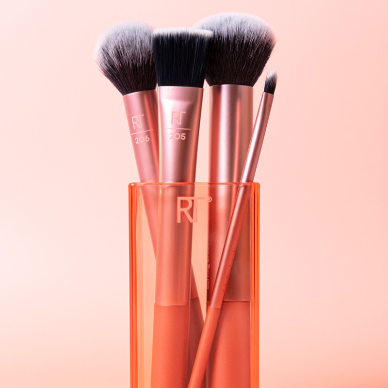 Bộ Cọ 4 Cây Kèm Khay Đựng - REAL TECHNIQUES Flawless Base Set