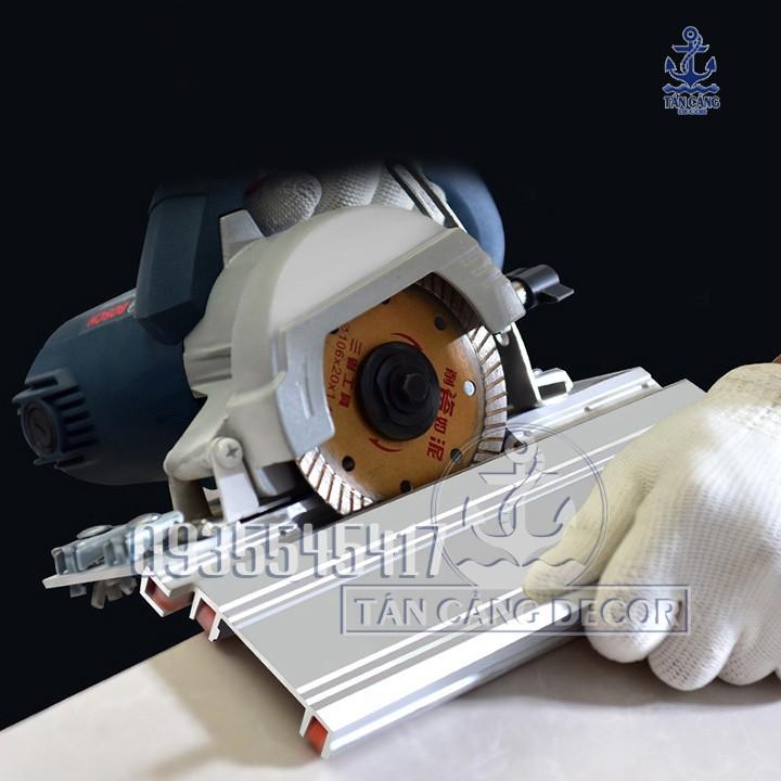 Cữ cắt góc 45 độ