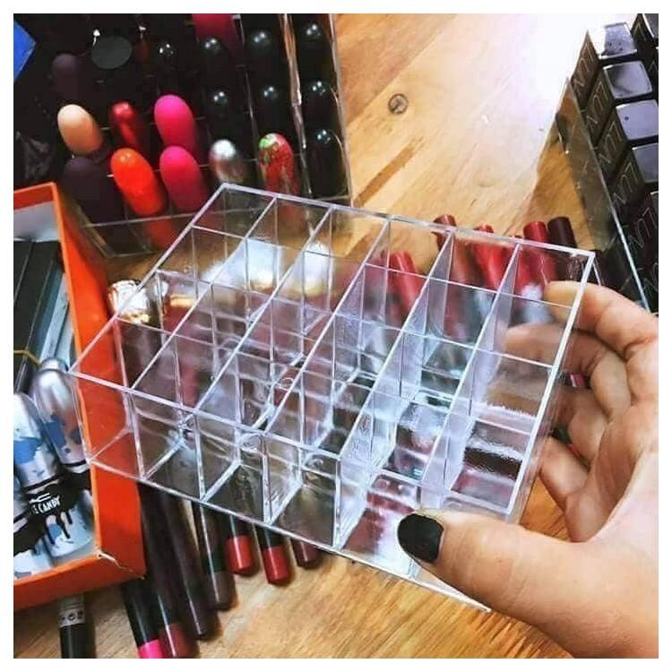 KHAY ĐỰNG SON 24 Ô TRONG SUỐT