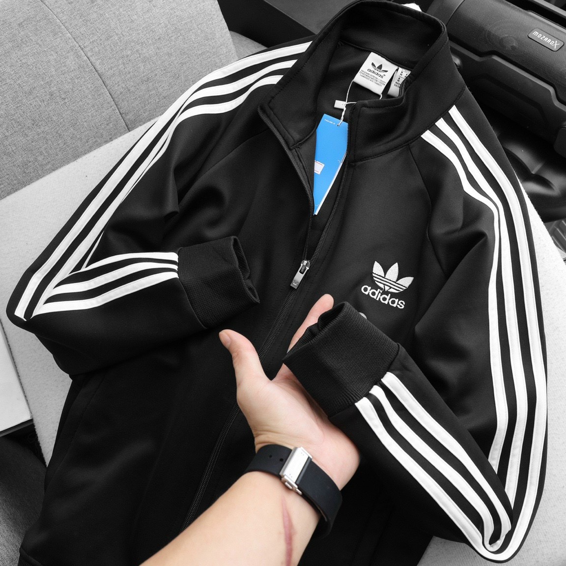Áo Khoác 3 Sọc Thun Poly Cao Cấp Unisex