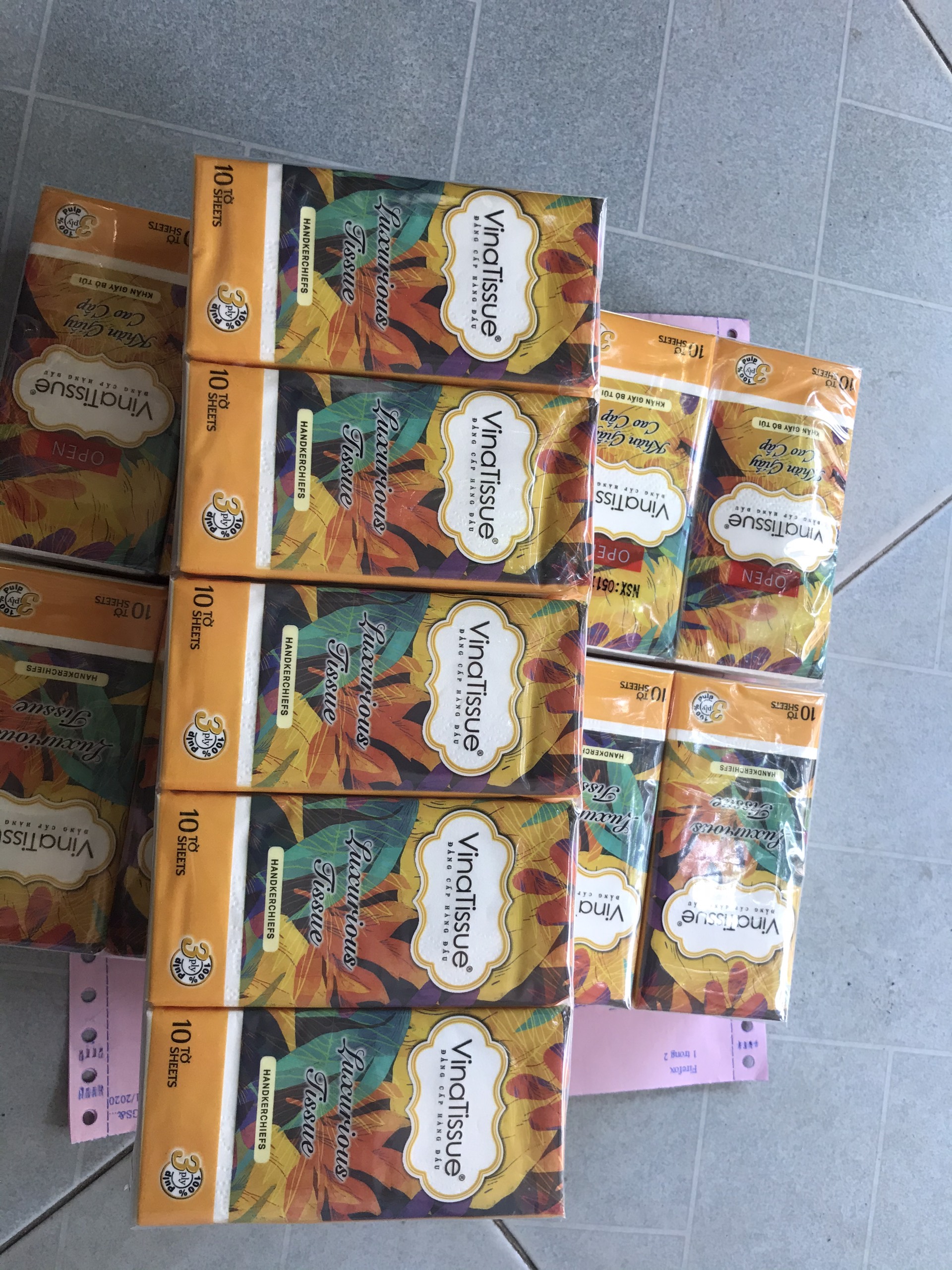 [HCM]Combo 10 gói khăn ví bỏ túi Vinatissue