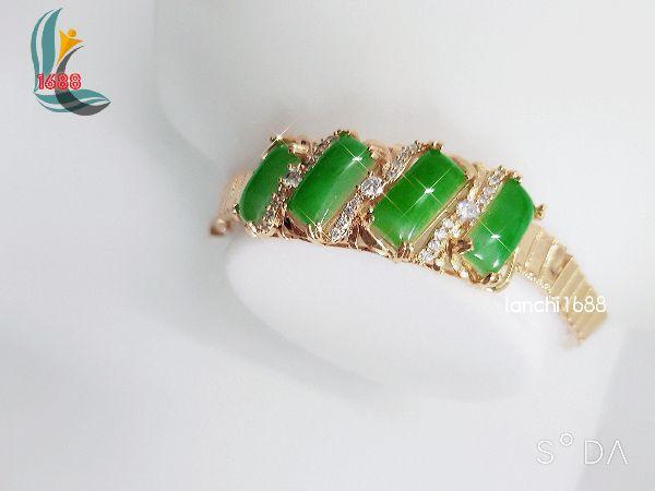 LẮC TAY ĐÍNH ĐÁ CẨM THẠCH MẠ VÀNG 18K