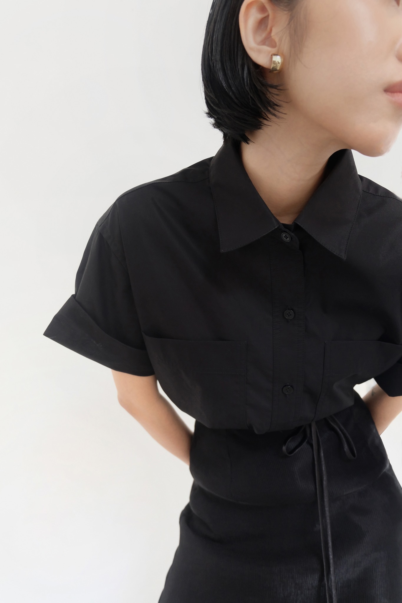 /ou'ba:d/ - ÁO SƠMI ĐEN tay ngắn, form oversize basic nam nữ S/M