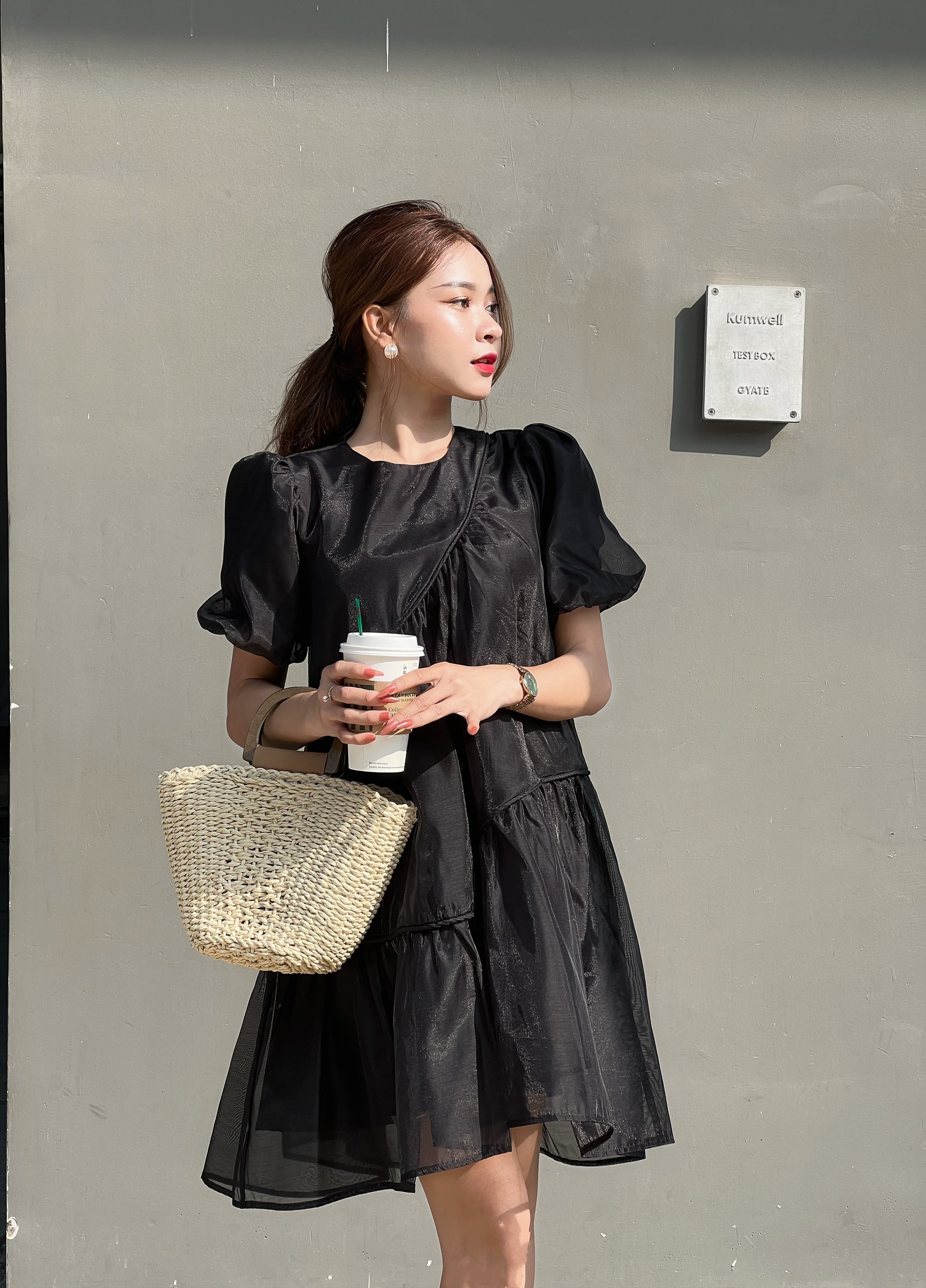 Đầm babydoll ngắn vặn thừng Joven