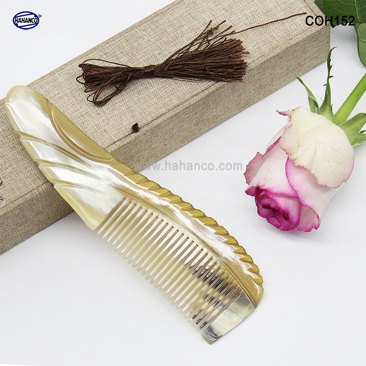 Lược sừng xuất Nhật (Size:M-16,5cm) Lược đuôi thon nhỏ gọn (COH152)