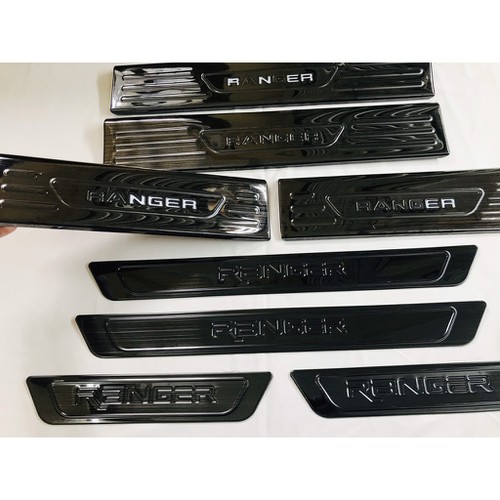 Ốp bậc chân trong, ngoài titan xe ford ranger 2016 2019 2020 2021