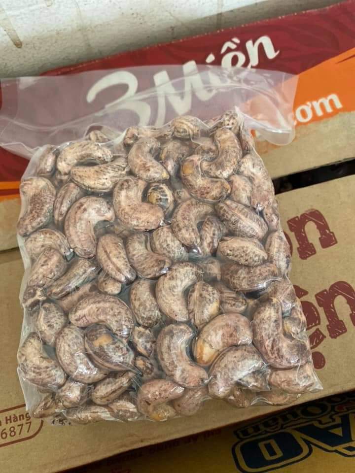 Hạt Điều Rang Muối Nguyên Hạt Còn Vỏ 0.5kg