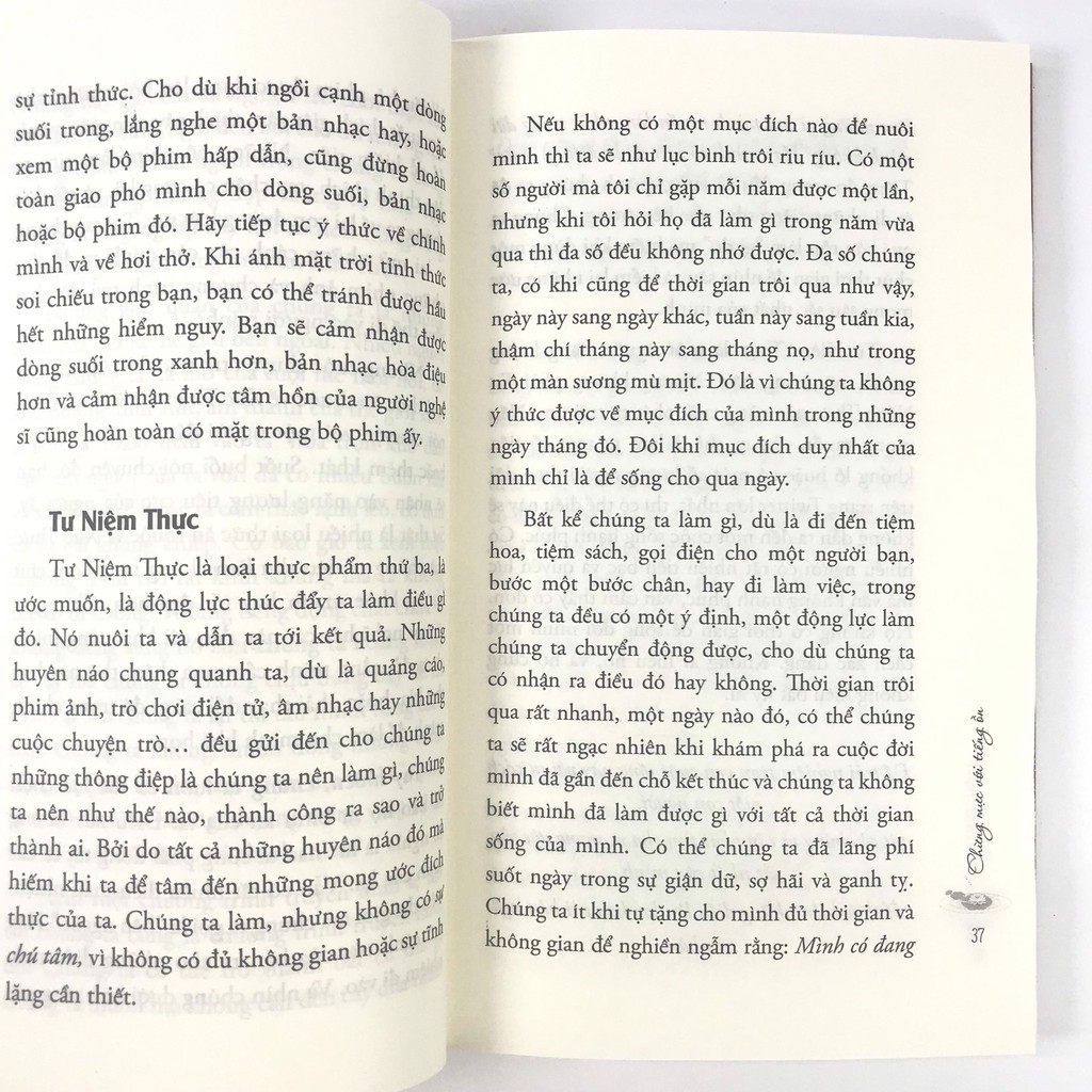 Sách - Tĩnh Lặng (Thích Nhất Hạnh)