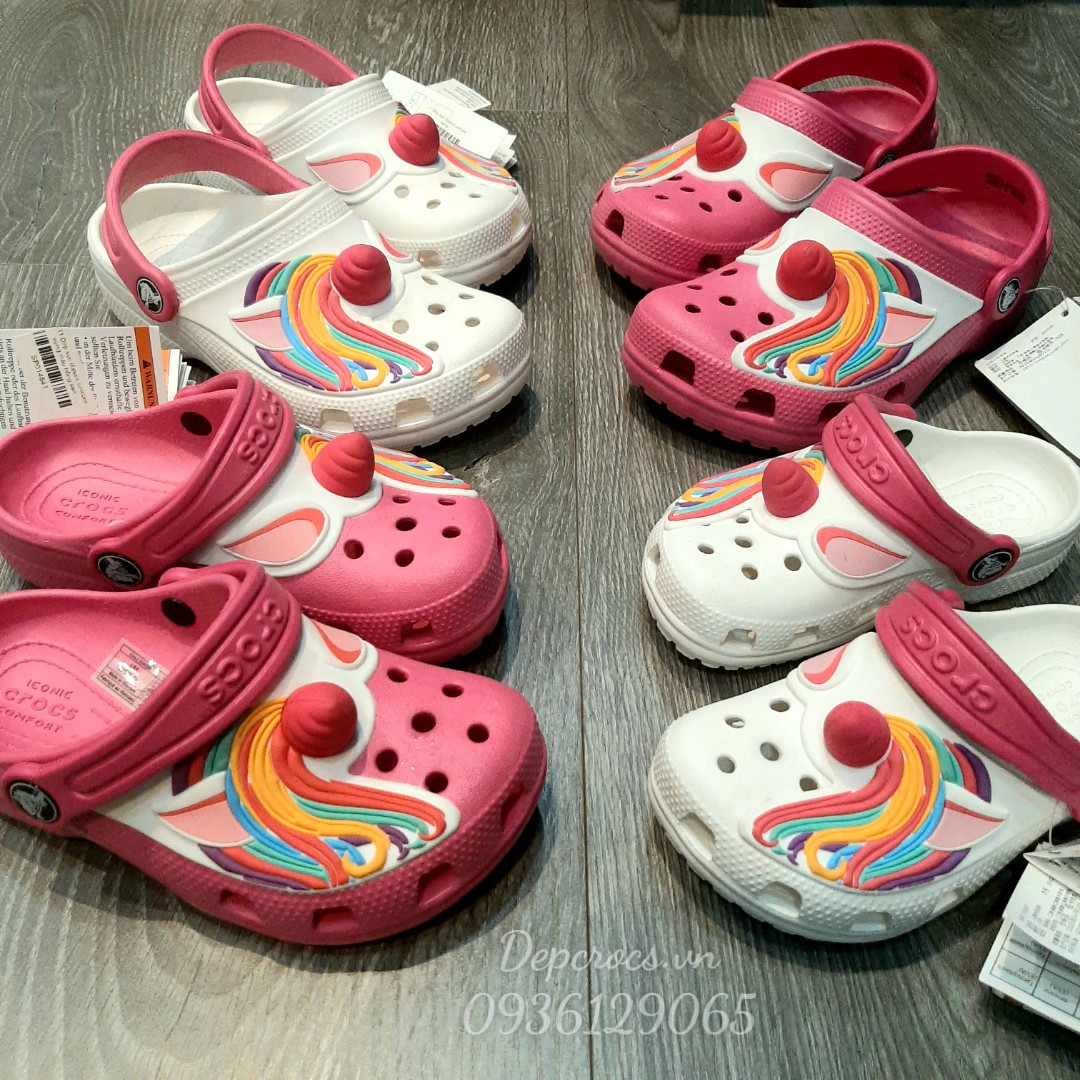 [HCM] Dép sục crocs classic unicorn sừng bé gái màu trắng, màu hồng hàng  cao cấp tặng kèm jibbitz 2d, giày dép trẻ em - Crocs house 