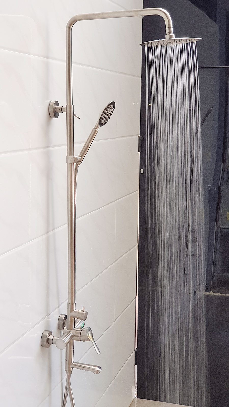 [HÀNG THANH LÝ - THÙNG CARTON] Bộ sen cây tắm đứng nóng lạnh Inox SUS 304 Eurolife EL-S917 (Trắng vàng)