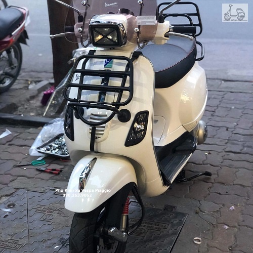 Baga Trước Vespa