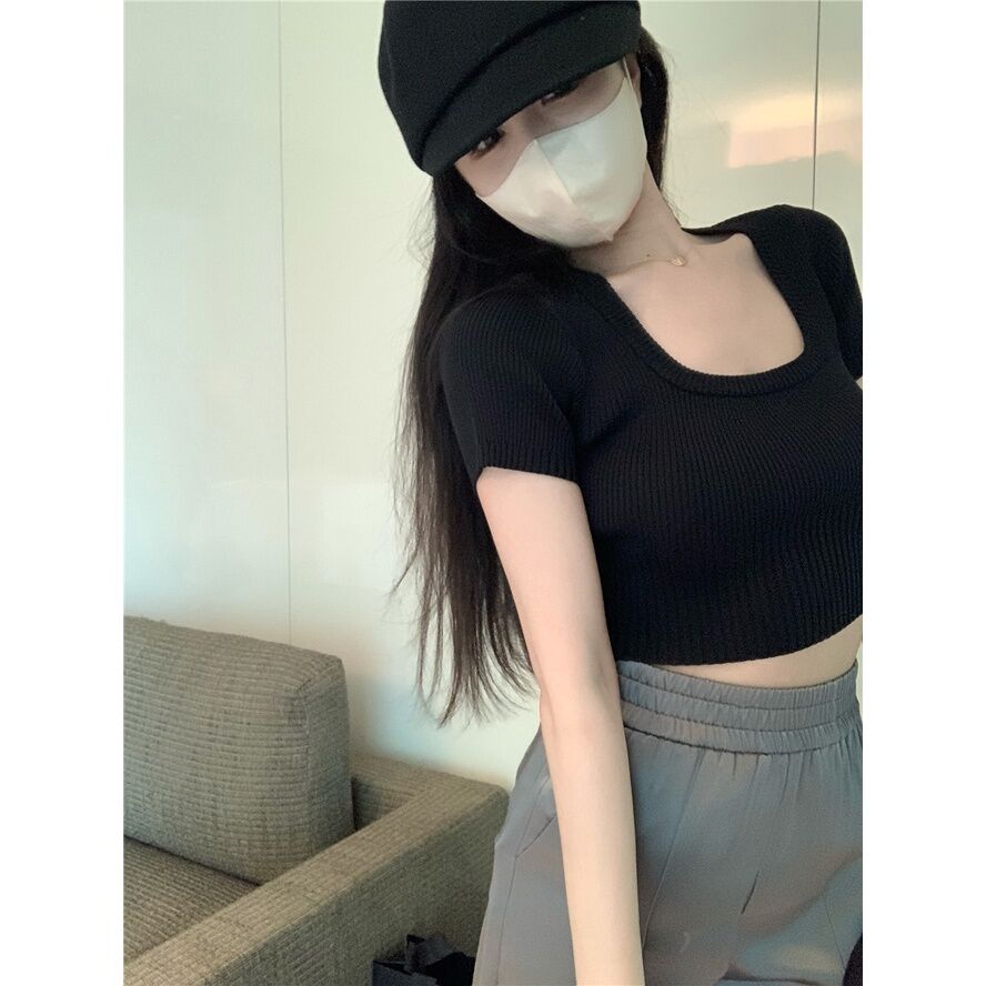 Áo thun nữ cổ vuông style croptop khoe eo