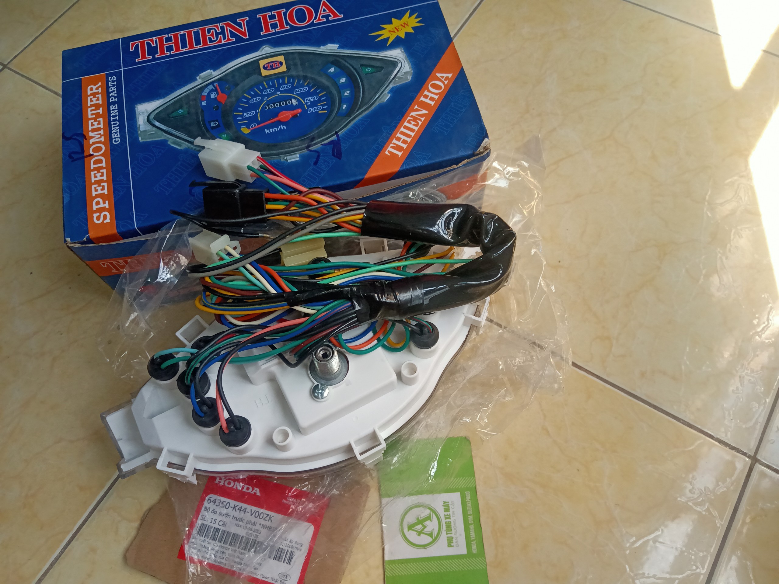 ĐỒNG HỒ WAVE RS HÌNH CHỤP TRỰC TIẾP