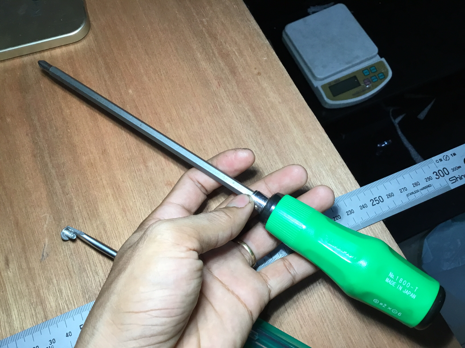 Tô Vít / Tuốc Nơ Vít Nhật Bản 18cm & 30cm