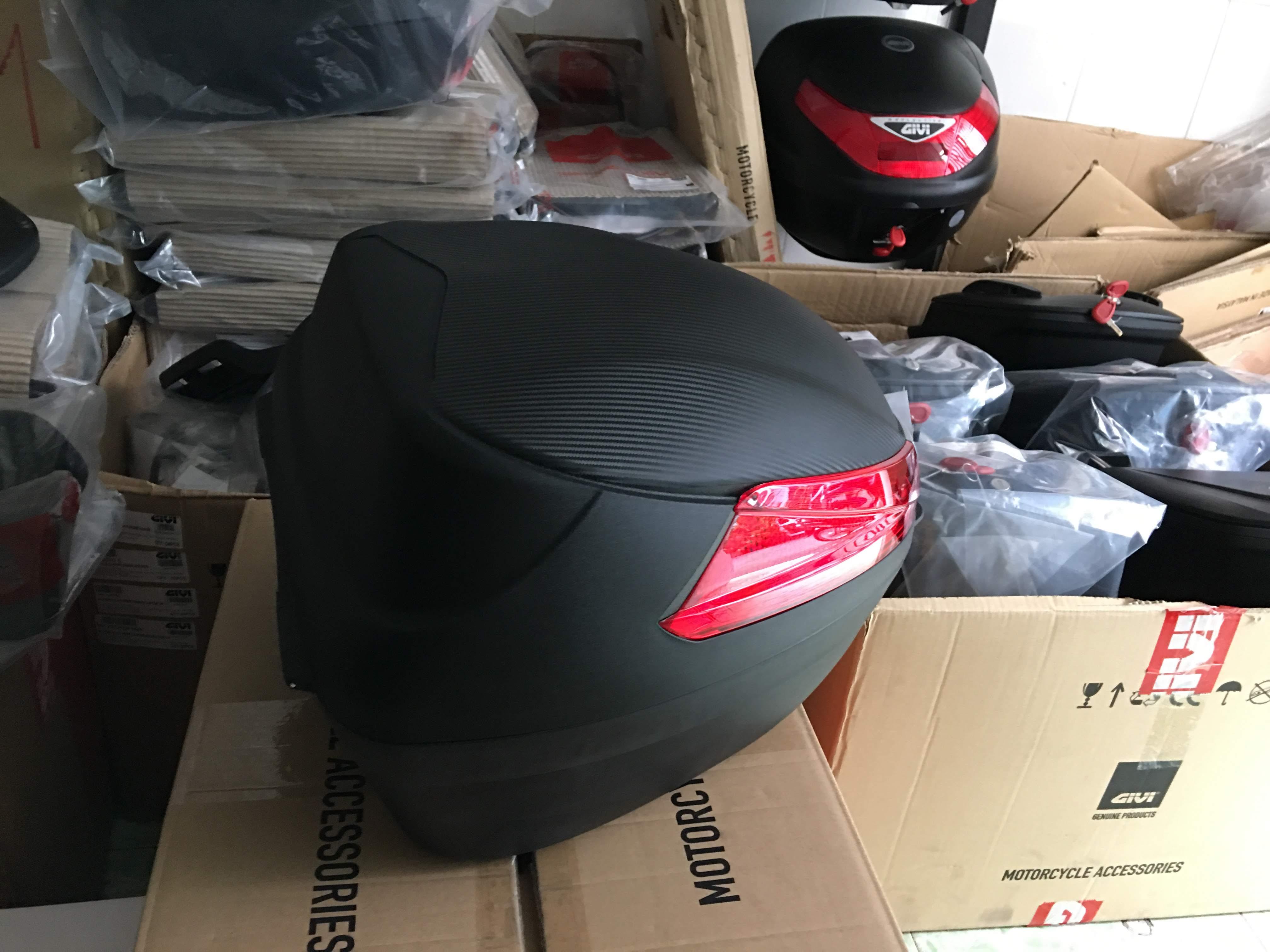 [HCM]Thùng sau givi B34N 34 lit cao cấp