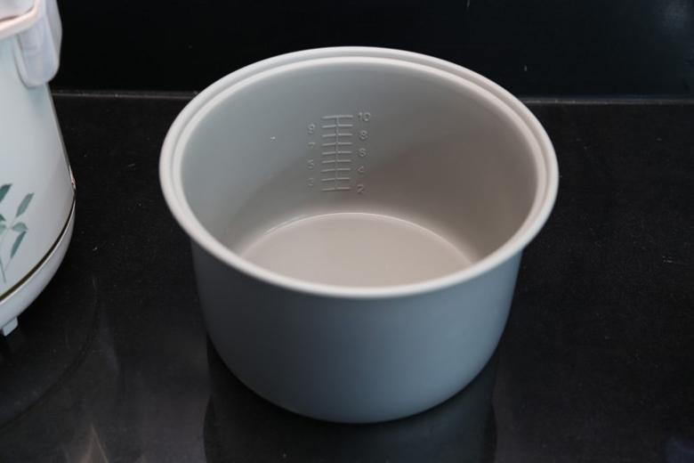 NỒI CƠM ĐIỆN HAPPYCOOK 2 LÍT HC-200