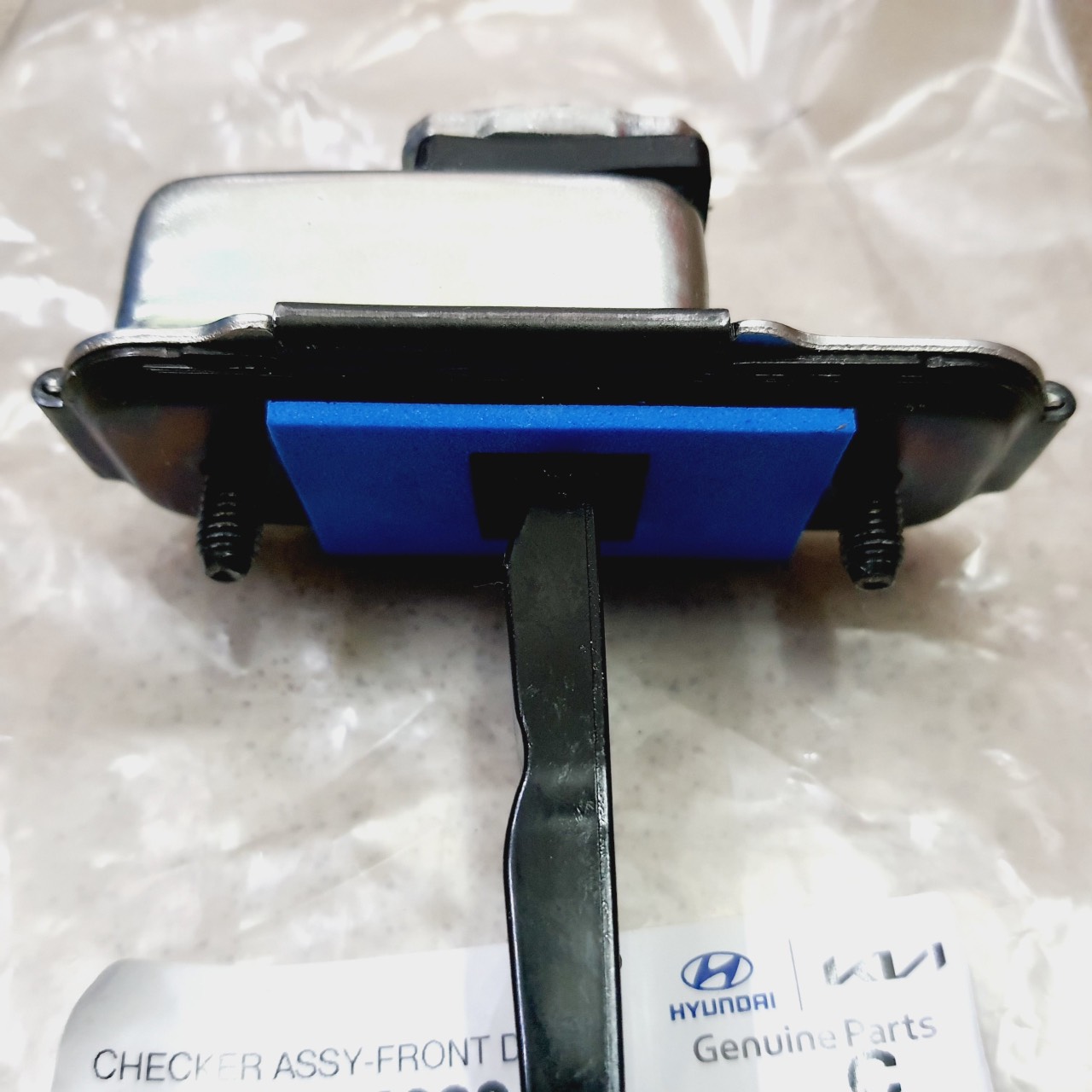 HẠN CHẾ CÁNH CỬA TRƯỚC TRÁI KIA RONDO
