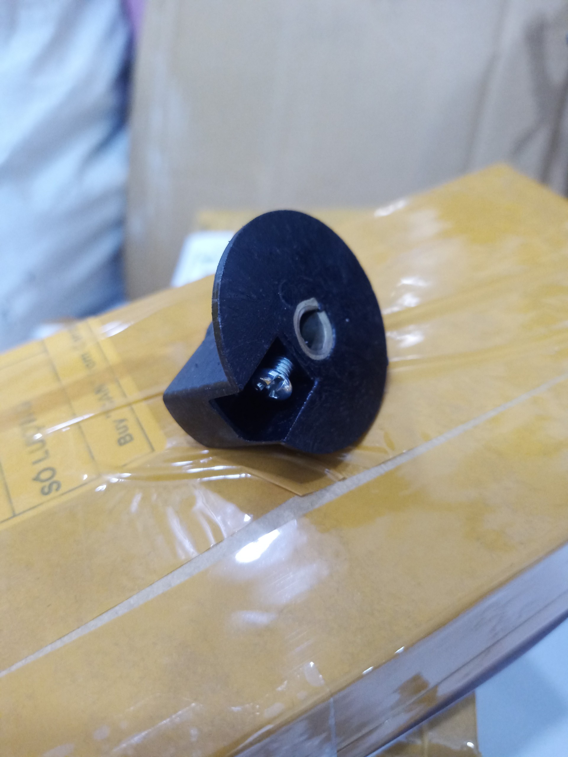 Screw knob volume, Galet 6ly
