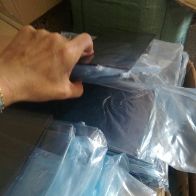 Mica khay đỡ giấy trên máy in Canon 2900
