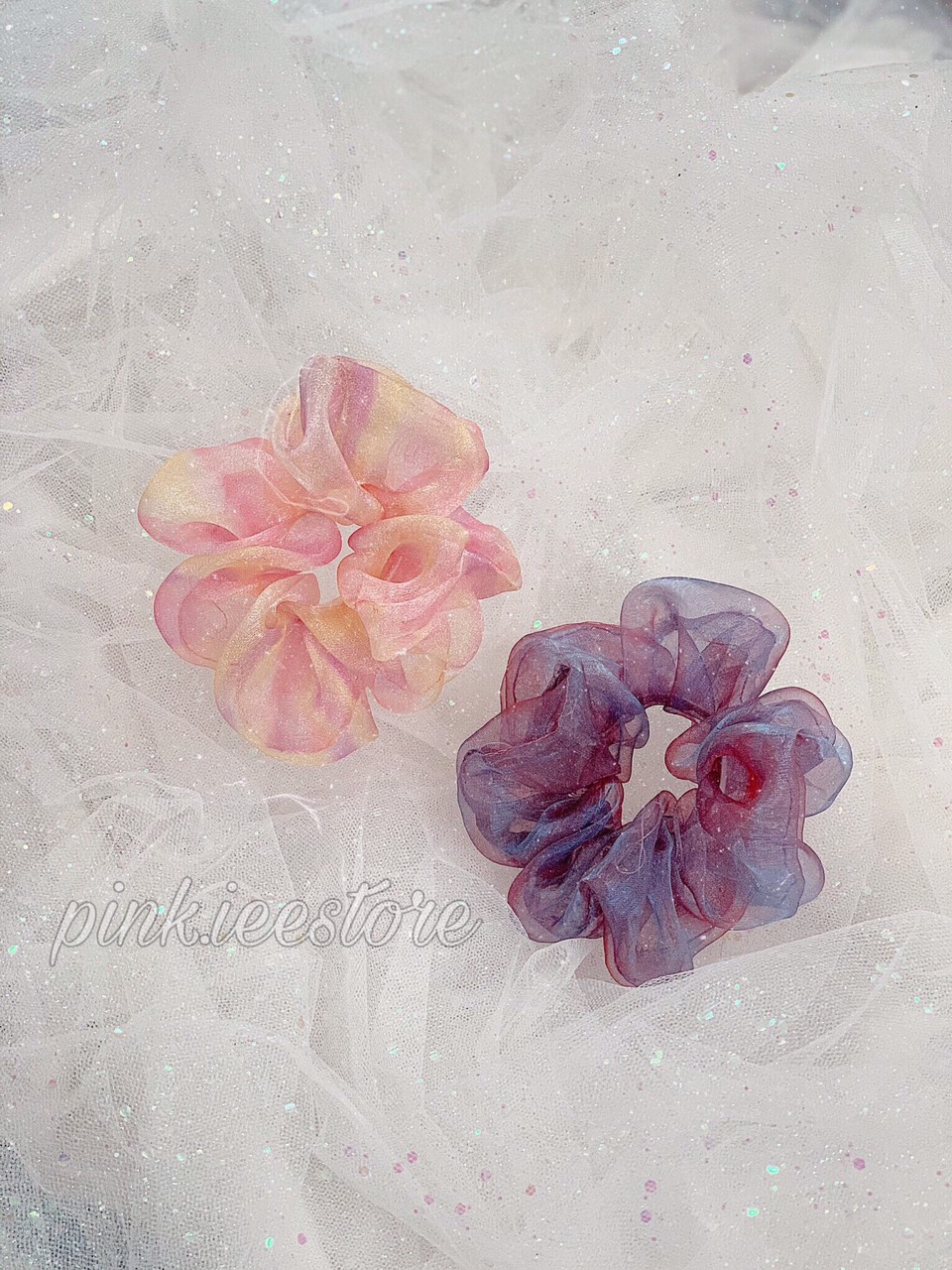 [HCM]SCRUNCHIES VẢI VON HOLOGRAM BẢNG 2 - CỘT TÓC HOTTREND