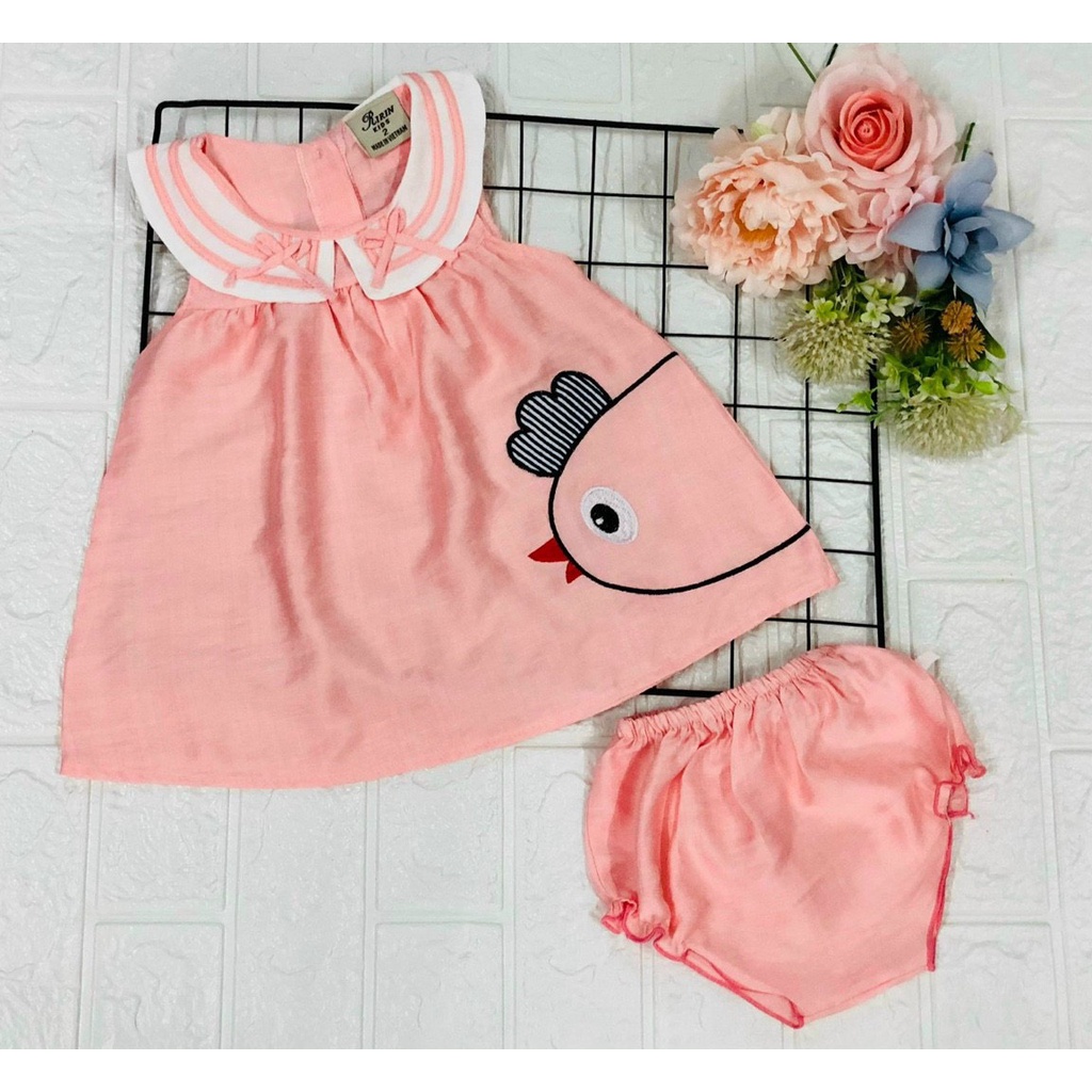 Đầm xoè cổ tròn đính nơ cho bé gái