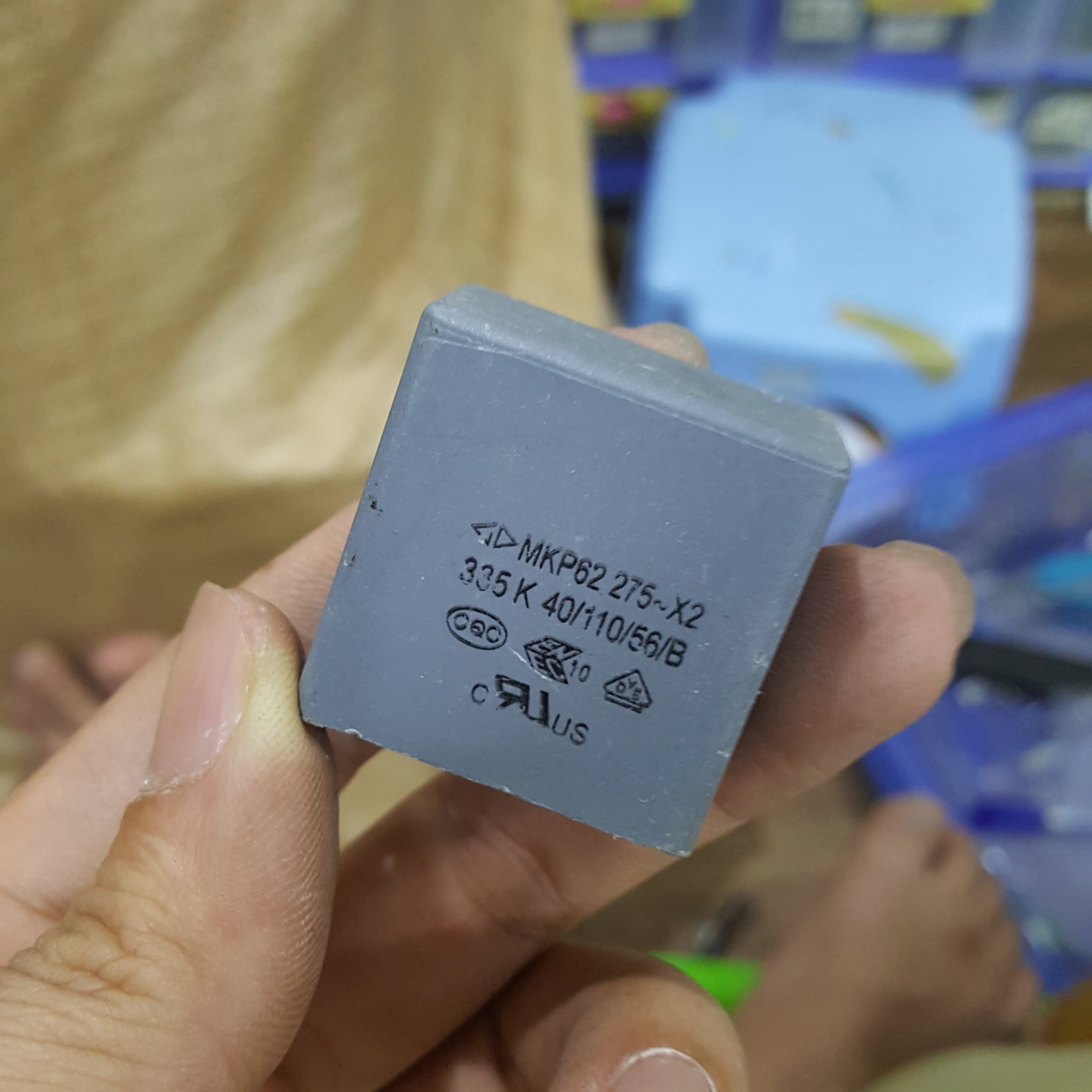 Tụ 335 3.3uf mkp 400v hàng cũ