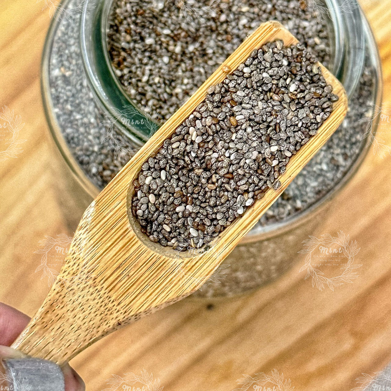 Hạt Chia Úc Absolute Chuẩn Organic (Hạt Chia Tím - Chia Seed - Hạt Salvia) - Túi 1kg