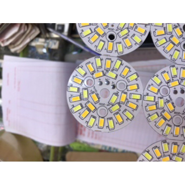 HOT-Led miếng 7w 3 mầu dùng chấn lưu