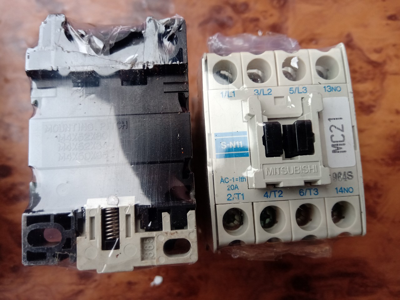 CONTACTOR NHẬT BẢN 10A 11A