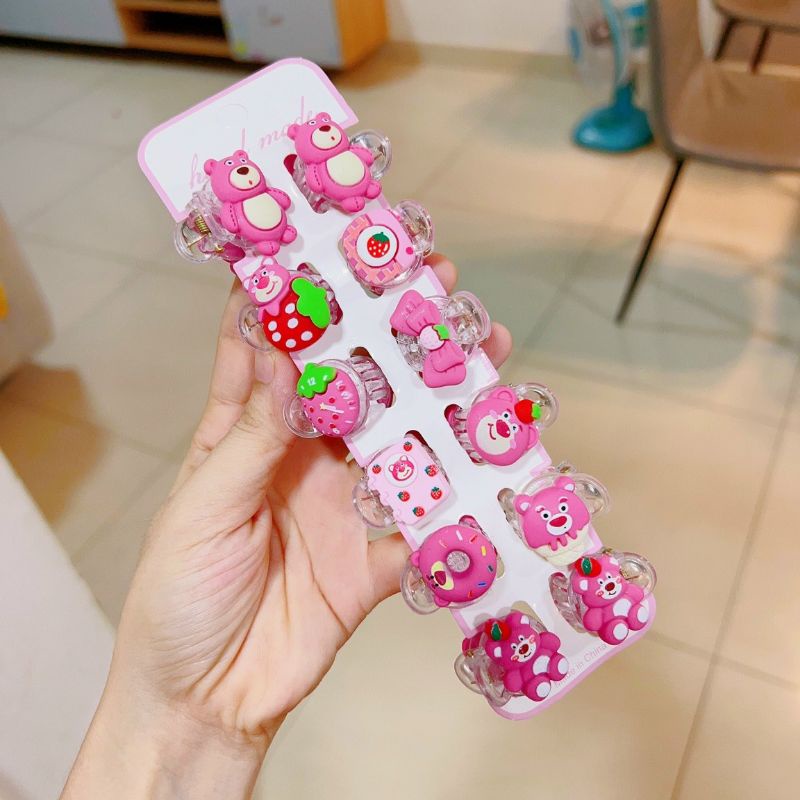 Kẹp càng cua mini đính icon Gấu dâu
